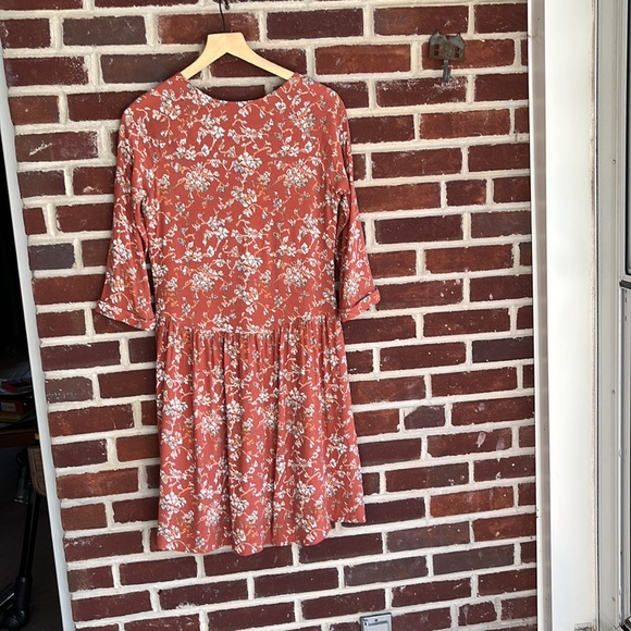 Garnet Hill Bohemian Pocket Detail dress in clay sari floral - Picture 5 of 7